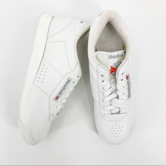 tennis shoes for older women